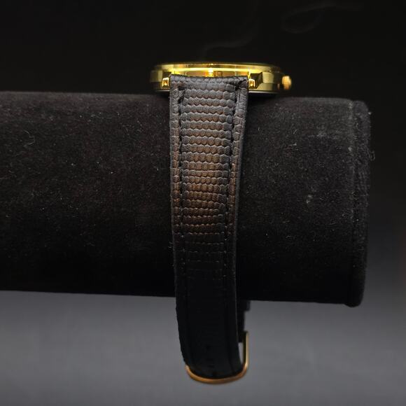 Classique Black Quartz Watch New In Box WORKS Working - Picture 3 of 13